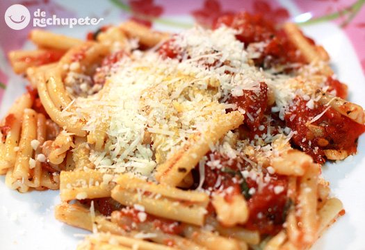 Pasta con salsa arrabbiata. receta italiana paso a paso en Arroz integral con verduras paso a paso