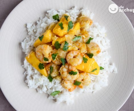Langostinos al curry con arroz basmati. Receta exótica y muy fácil