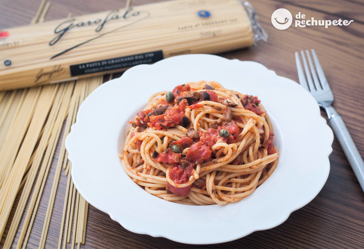 Suelto Fahrenheit contar Cómo hacer espaguetis con salsa puttanesca - Recetas de rechupete