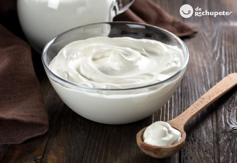 Cómo hacer crema o nata agría casera (Sour Cream)