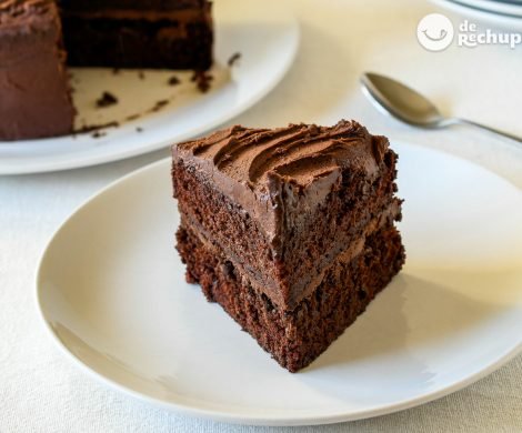 Pastel del diablo o tarta de chocolate Devil’s Food Cake