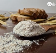 Harina de centeno. La harina perfecta para hacer pan, propiedades y beneficios