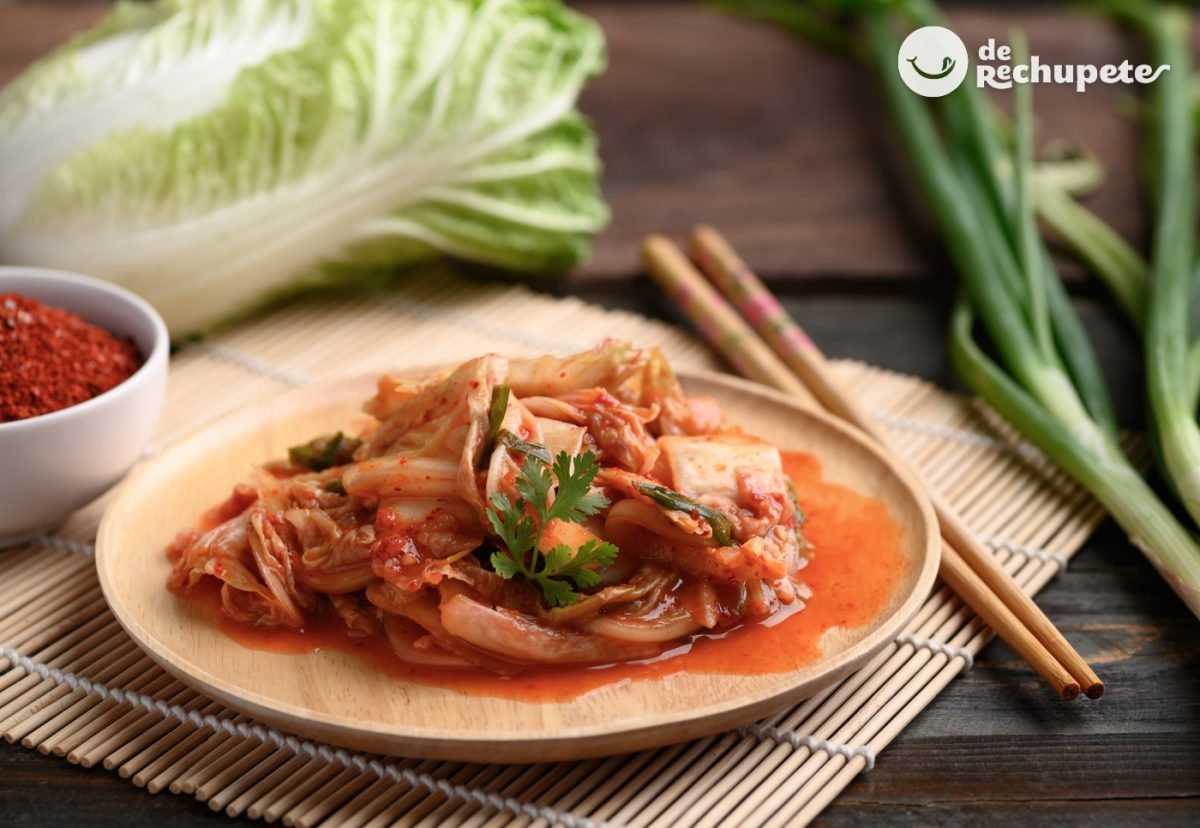 Kimchi. Qué es, cómo prepararlo, beneficios para la salud y tipos de kimchi