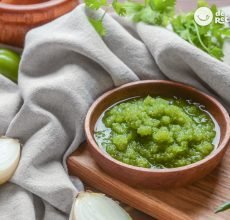 Salsa verde de jalapeños. La salsa mexicana picante perfecta para tus recetas